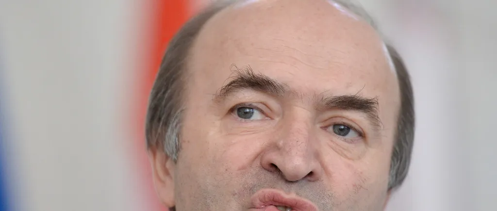 SCHIMBĂRI. Tudorel Toader și-a îndepărtat și „ultima voce critică la adresa sa” din echipa de prorectori a Universității de la Iași