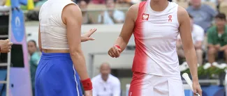 Continuă tensiunile dintre jucătoarele de tenis. Ce îi reproșează Danielle Collins Igăi Swiatek. „Unii sunt într-un fel în fața camerelor”