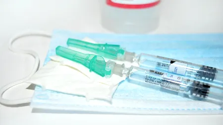 Un licean de 18 ani din Bacău a făcut infarct în urma rapelului cu vaccinul Pfizer