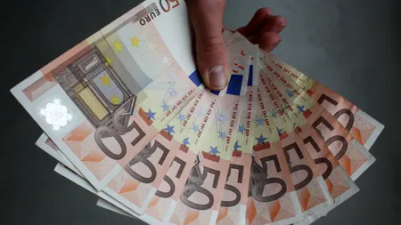 Tinerii vor primi de la stat până la 26.000 de euro. Ce condiții trebuie să îndeplinească