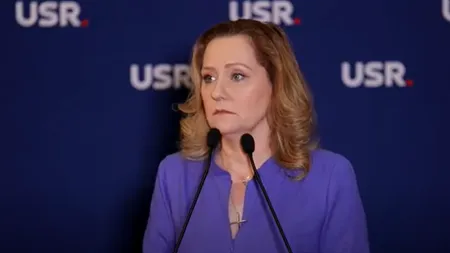 Elena Lasconi, despre refuzul lui Klaus Iohannis de a-și da DEMISIA: Mi-e rușine că l-am votat