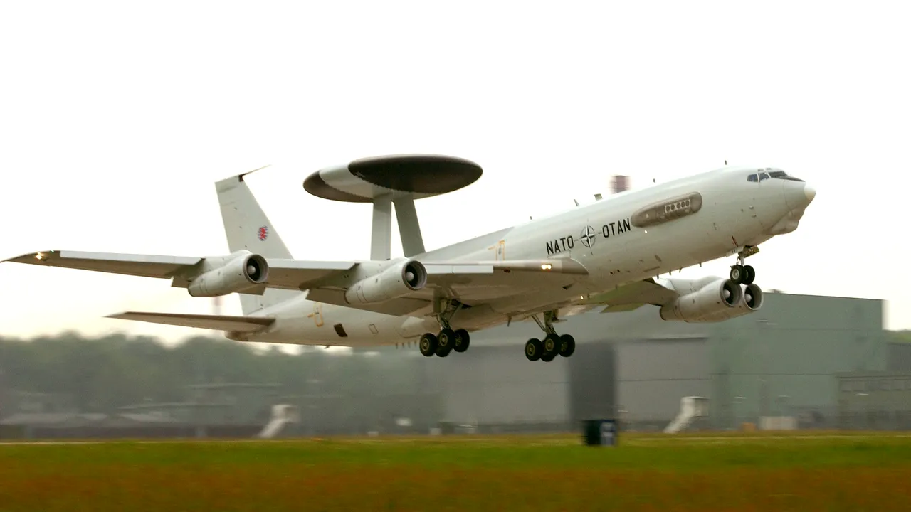Franța a oferit un avion Awacs pentru misiuni de supraveghere în estul Europei