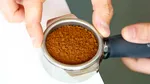 Câte sute de grame de cafea e recomandat să consumăm într-o lună întreagă? Care este cantitatea maximă, potrivit experților în nutriție
