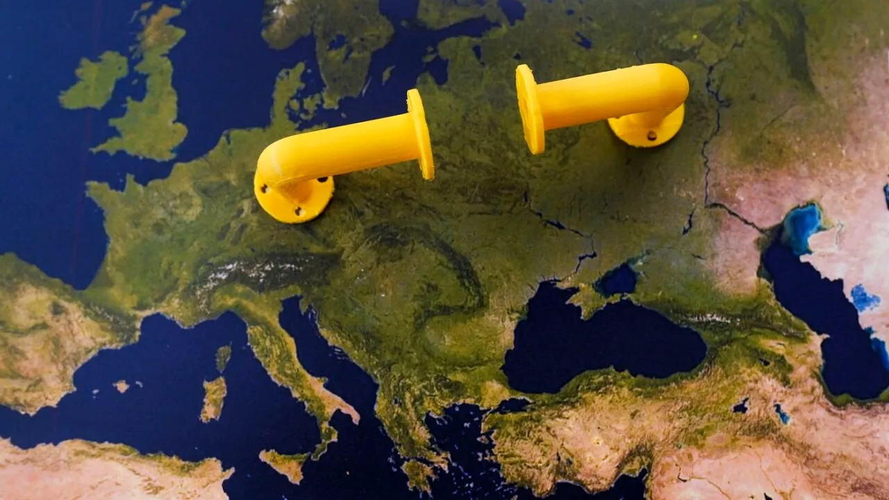 Comisarul pentru energie: UE își menține planurile de eliminare treptată a importului de PETROL din Rusia până în 2028