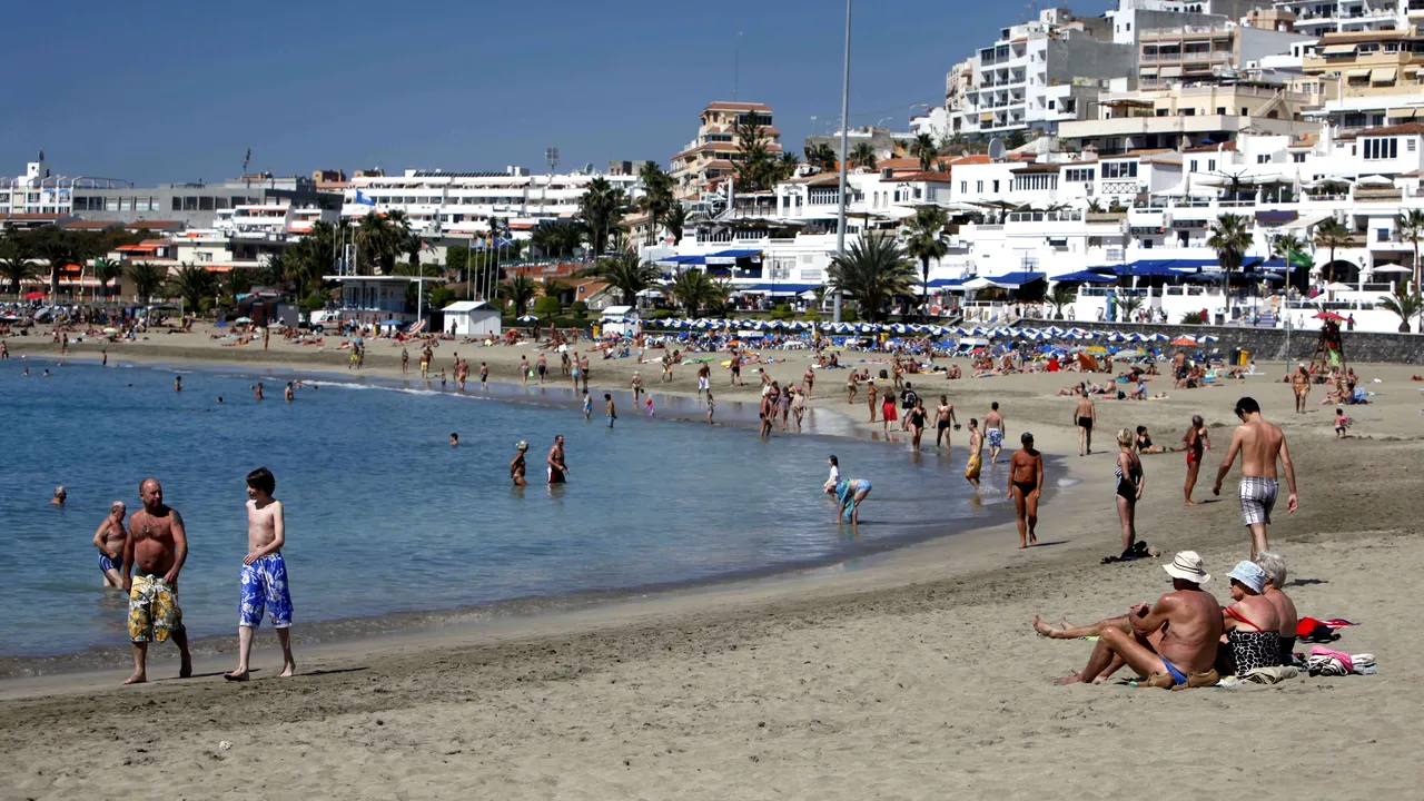 MAMAIA, destinația preferată de turiști pentru MINIVACANȚA de Sfânta Maria. Vânzările operatorilor de turism pe litoral, cu 38% ai mari față de anul trecut.