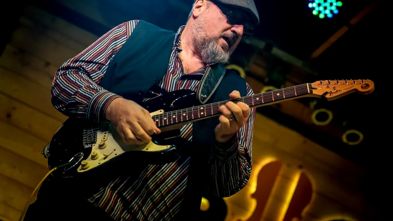 AG Weinberger, Mr. Blues al României, singurul artist român nominalizat la 7 categorii ale premiilor Grammy, prezent 6 luni consecutiv în top 50 Blues/Rock al Roots Music Report