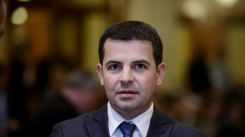 Vicepremierul Daniel Constantin, lansat de Voiculescu și recuperat de Tăriceanu 


