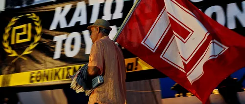 Activiștii neonaziști din Grecia au desfășurat o OPERAȚIUNE DE COMANDO împotriva unor vânzători ambulanți imigranți