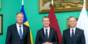 <span style='background-color: #dd9933; color: #fff; ' class='highlight text-uppercase'>ACTUALITATE</span> România, Polonia și Letonia avertizează asupra amenințărilor hibride ale RUSIEI / Declarația președinților celor trei țări