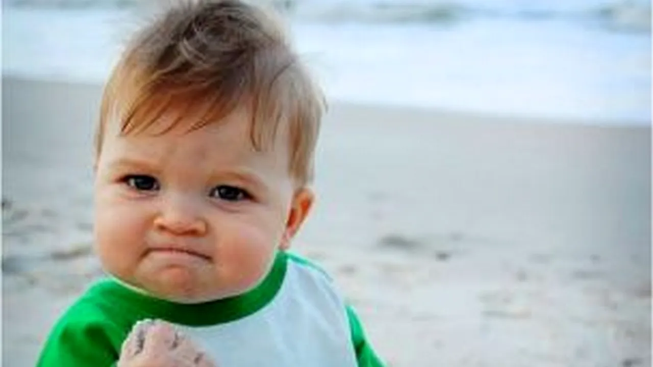 Acesta este unul dintre cei mai cunoscuți copii, pe internet. Cum arată acum