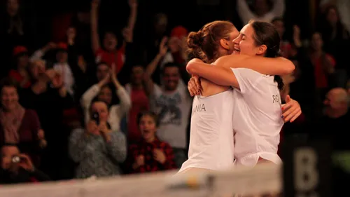 Irina Begu și Monica Niculescu s-au calificat în semifinalele probei de dublu de la Australian Open
