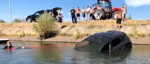 O femeie din Maramureș a rămas fără mașină. Fostul soț i-a „aruncat” autoturismul în lacul Mujdeni