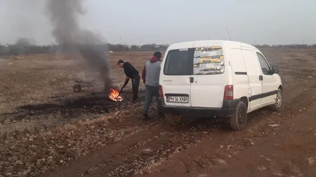 FOTO | Garda de mediu a făcut controale pe teren, în Ilfov, și a descoperit arderi de gunoaie. Este vorba de anvelope, cabluri și deșeuri din plastic