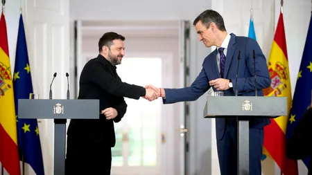 Pedro Sánchez încearcă să-l liniștească pe Zelenski: „Nimeni și nimic nu ne va face să uităm de Ucraina“. Ce acorduri a reușit să încheie liderul ucrainean la Madrid
