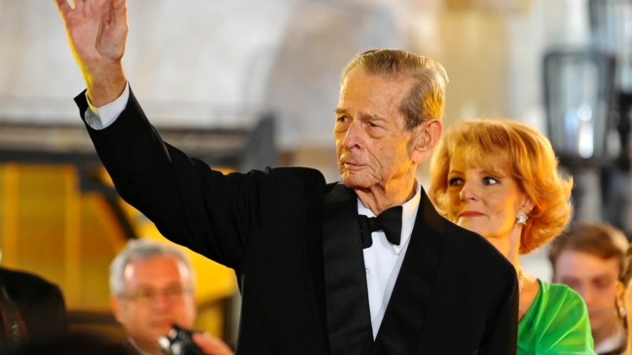 Regele Mihai, invitat de premier la parada de 1 Decembrie