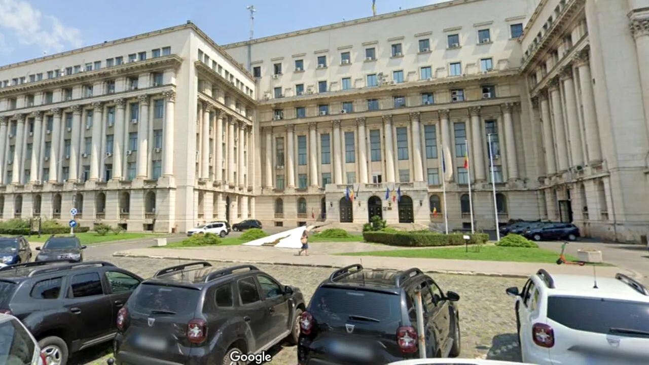 Primarul interimar al Capitalei a refuzat să transfere către MAI un teren din Piața Revoluției