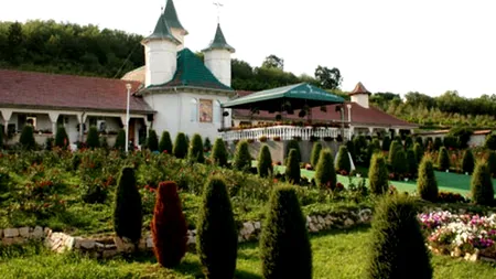 Incendiu puternic la Mănăstirea Moreni, din județul Vaslui