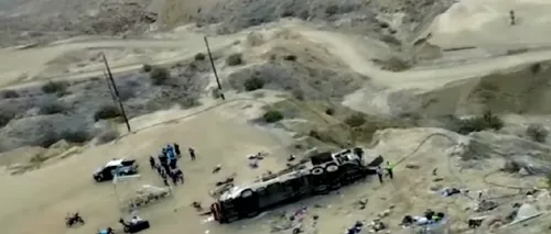VIDEO | Tragedie cumplită în Peru! Cel puțin 24 de persoane au murit, după ce un autobuz a căzut într-o prăpastie