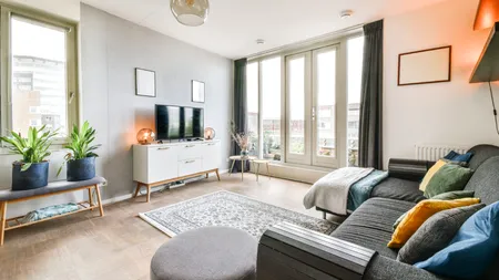 Cu cât vinde ANAF un apartament din Brașov de 93 MP, cu 3 camere și mansardă. Prețul nu e de neglijat