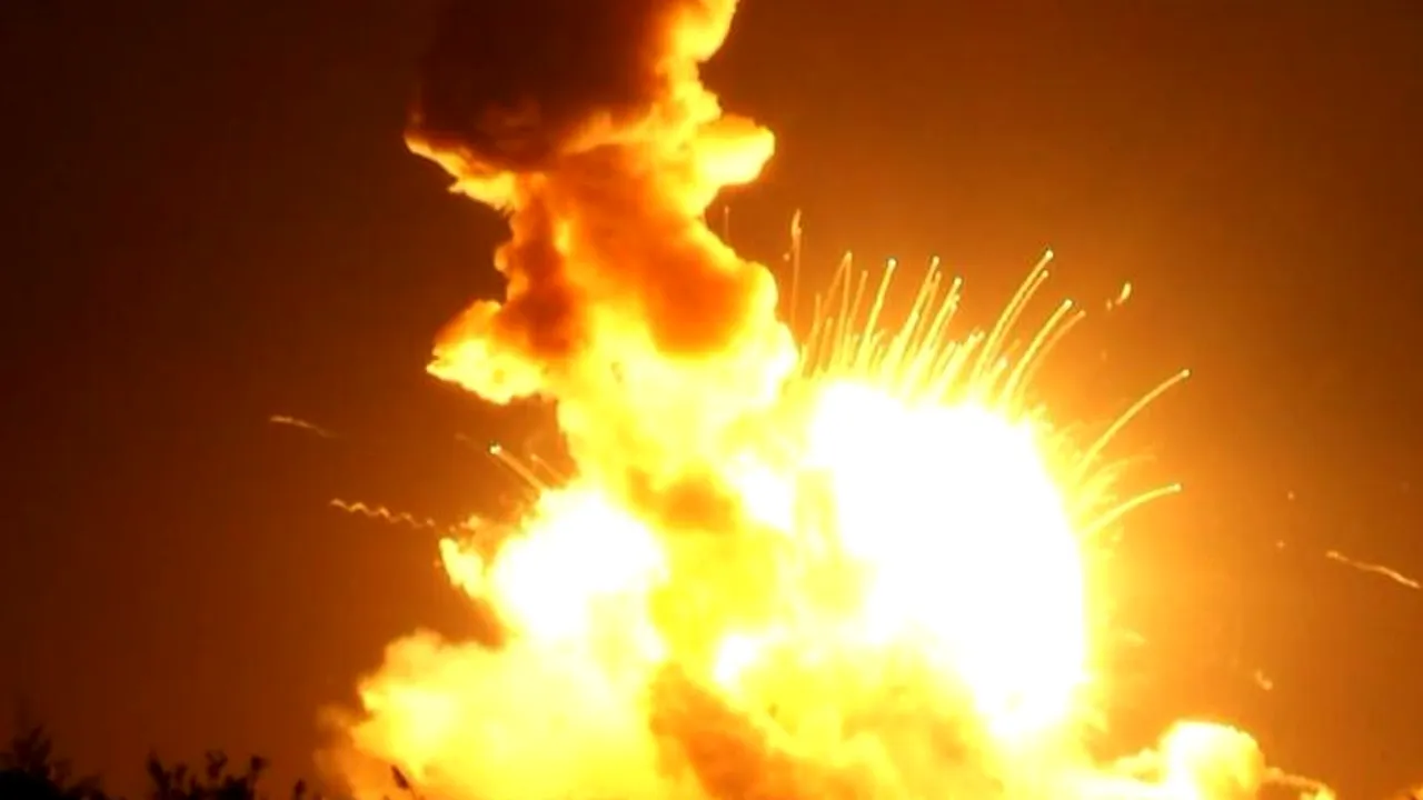 O rachetă a NASA care transporta provizii pentru Stația Spațială Internațională a explodat după lansare
