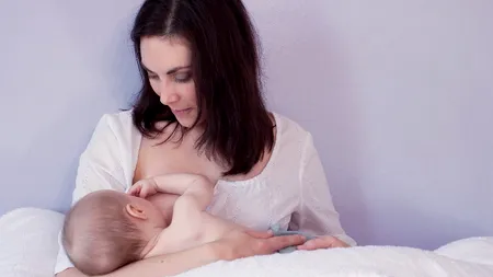 STUDIU. Alăptatul reduce riscul unui anumit tip de cancer