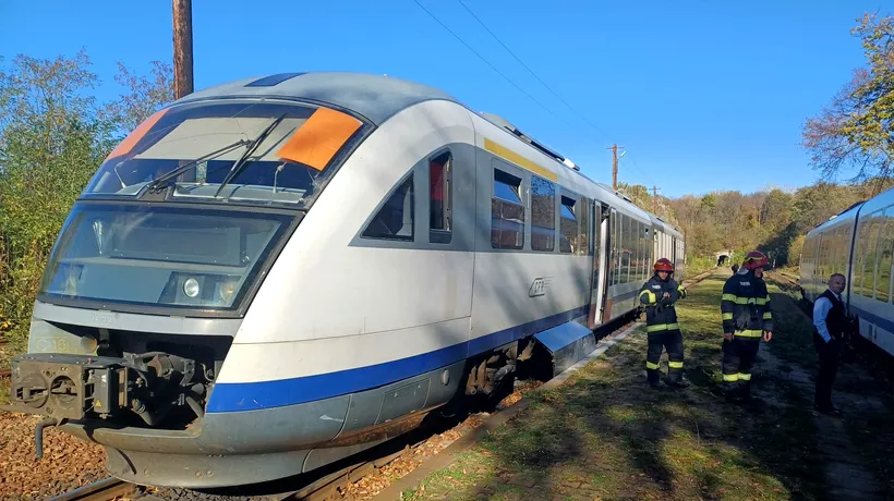Un tren cu 100 de pasageri la bord A LUAT FOC, pe ruta Iași-Tecuci. La fața locului a fost trimis și un echipaj pentru transportul victimelor multiple