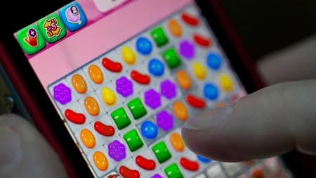 A jucat Candy Crush Saga până când a ajuns la spital. Ce au descoperit medicii