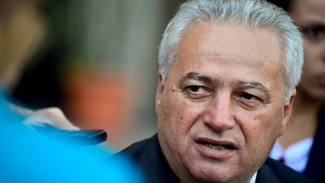 Băsescu i-a semnat plecarea de la Interne chestorului Doru Dumitrescu, implicat în 