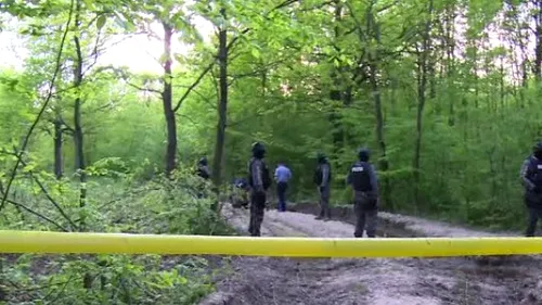 Descoperire macabră la marginea orașului Botoșani: Deocamdată nu se știe identitatea.... UPDATE: Victima, identificată
