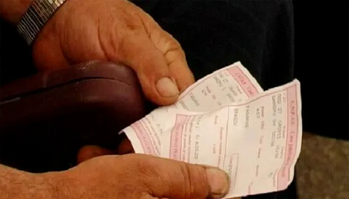 Lovitură pentru pensionari în luna mai: pensiile și ajutoarele sociale vor veni cu mari întârzieri!