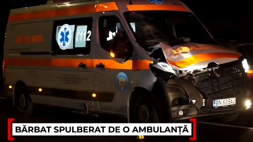 Pieton spulberat de o ambulanță la Bistrița. Bărbatul a fost aruncat la câțiva metri distanță