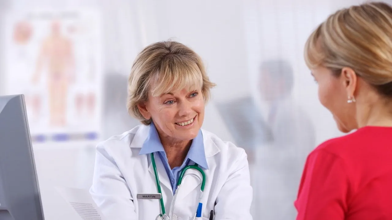 De la 1 ianuarie 2013, românii vor primi OBLIGATORIU rețete medicale electronice. Ce se eliberează când nu e internet

