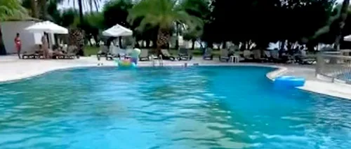 Vacanță de coșmar pentru o turistă în Turcia! Ce a găsit în piscina hotelului de 5 stele unde era cazată