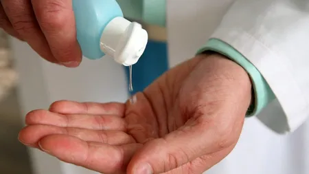 CORONAVIRUS în ROMÂNIA | Cum să cureți și să dezinfectezi pentu a preveni contractarea SARS-COV-2
