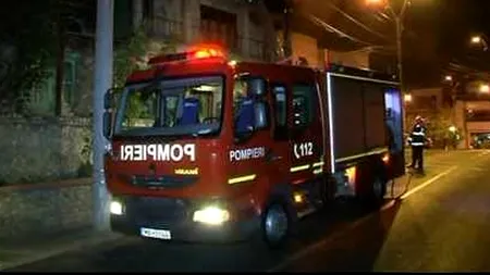 O fetiță de 4 ani și mama sa, de 31 de ani, găsite decedate în casă. Pompierii au fost chemaţi chiar de tatăl femeii