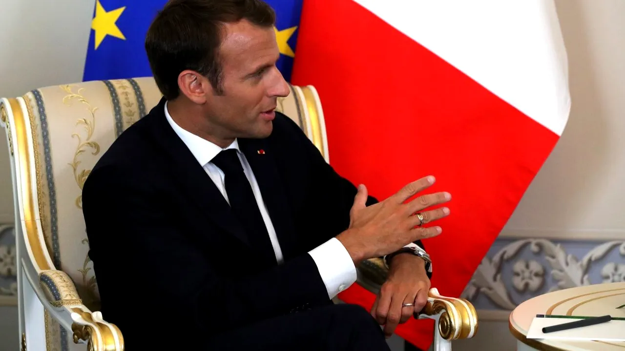 Franța introduce vaccinarea obligatorie. Accesul în cafenele și baruri, mall-uri, magazine, aeroporturi și gări, permis doar persoanelor imunizate! (VIDEO)