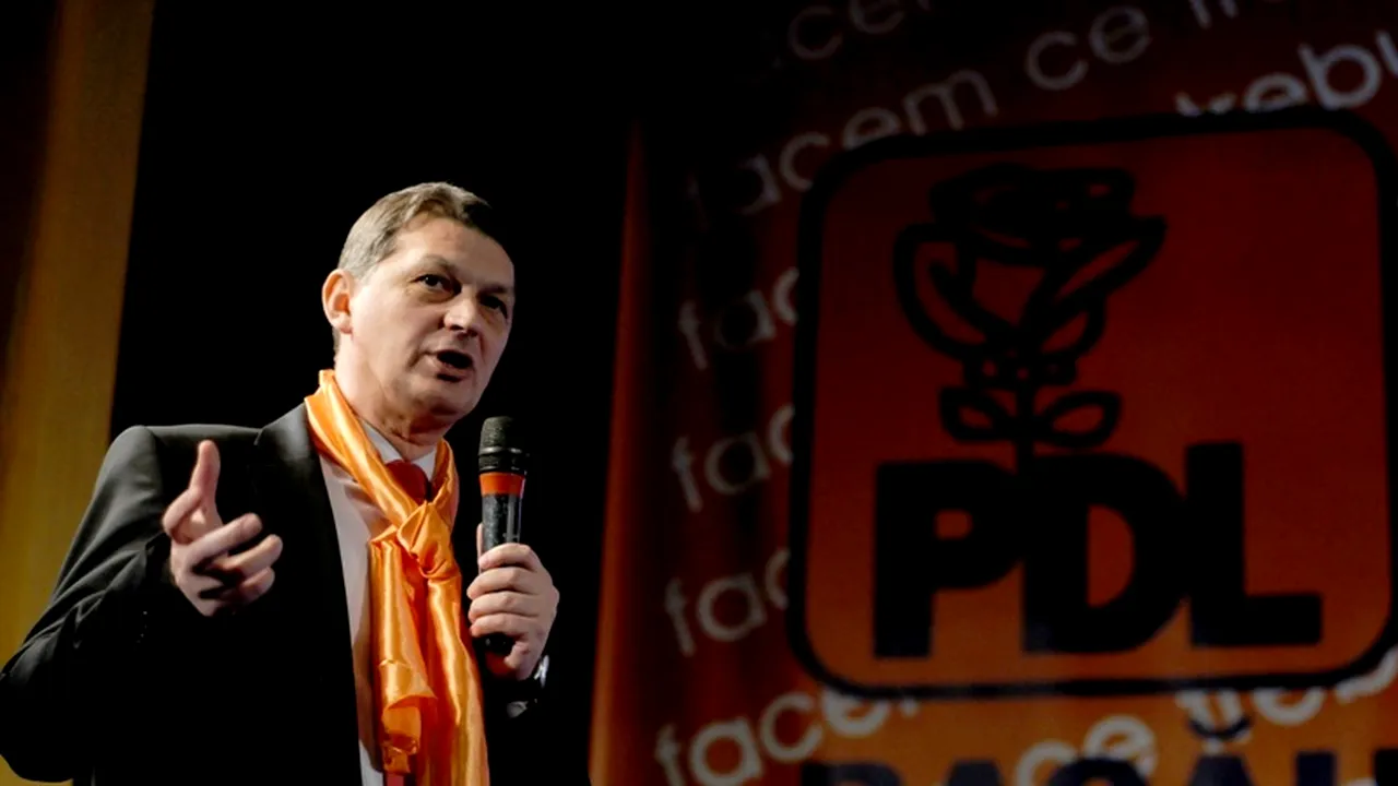 Traian Băsescu i-a luat consilieri la Cotroceni pe PDL-iștii Gabriel Berca și Adrian Rădulescu