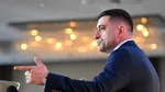 George Simion își continuă turneul european la Paris, după întâlnirile din capitala Belgiei. Va acorda un interviu lui Steve Bannon, ideologul MAGA