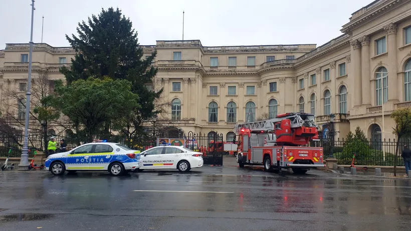 Incendiu la Palatul Regal! 150 de persoane au fost evacuate. Pompierii au intervenit de urgență. Eveniment de amploare, cu numai câteva ore înainte ca locul să ia foc
