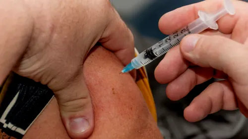 Vaccinarea în România. Doar 13.000 de persoane imunizate cu prima doză în ultimele 24 de ore