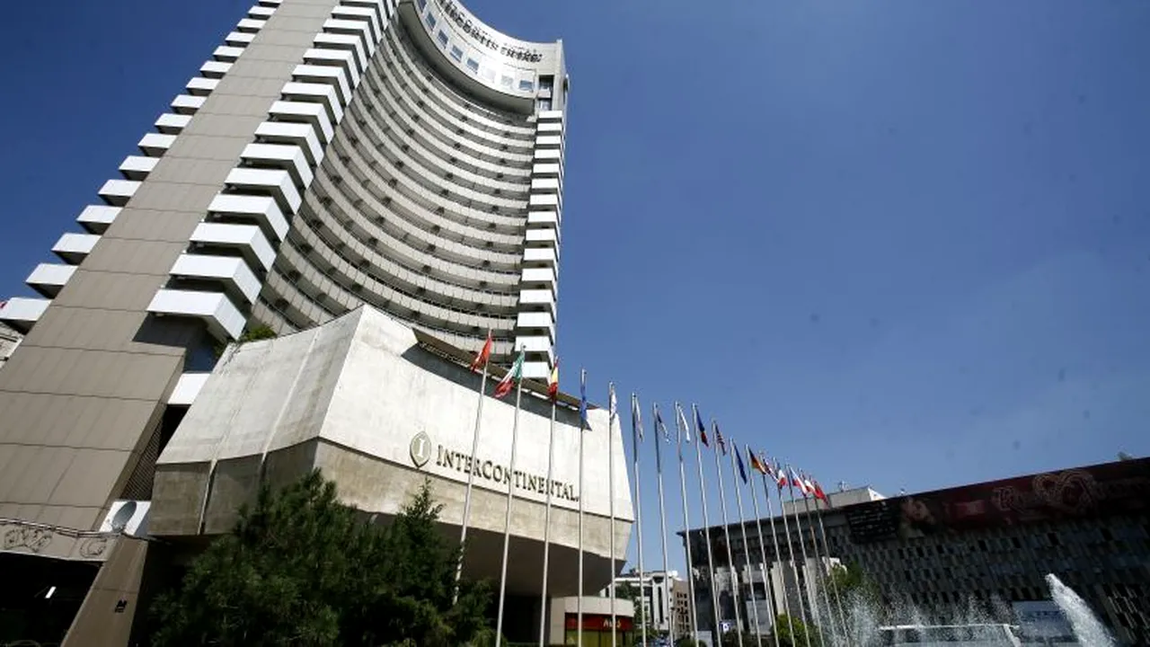 SINUCIDERE LA INTERCONTINENTAL. Un tânăr s-a aruncat de etajul 9 al hotelului