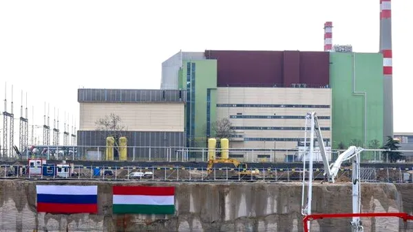 Acuzații de „neglijență deliberată” la un proiect nuclear Rosatom din Egipt. Unda de șoc poate afecta centrala Paks II din Ungaria