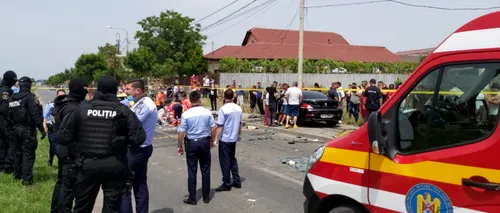 CRAIOVA. Accidentul cumplit în care un taxi a fost spulberat de un BMW, surprins de camerele de supraveghere. Patru persoane, între care un copil de 7 ani, au murit (VIDEO)