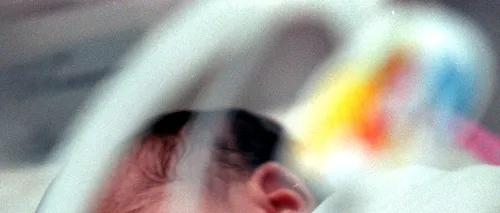 Bebeluș de numai cinci luni, confirmat cu flurona. Ce spun medicii despre starea copilului