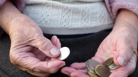 Data exactă când se virează pensiile pe card, în februrie 2025. Anunțul făcut de șeful CNPP
