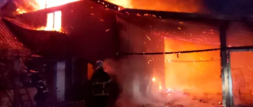 Cinci persoane au ajuns la spital după ce o pensiune din Jurilovca a luat foc (Galerie FOTO&VIDEO)