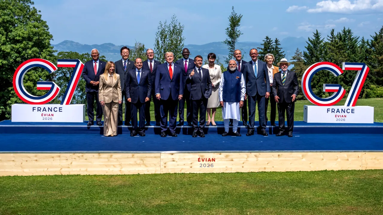 Politico: G7 se aliniază în spatele Ucrainei. Trump semnează declarația care promite mai mult armament pentru Kiev și sancțiuni noi împotriva Rusiei