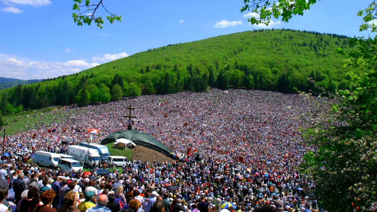 Slujba de Rusalii s-a încheiat cu binecuvântarea Papei, transmisă de arhiepiscopul Jakubinyi