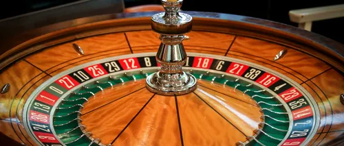 LEGE PROMULGATĂ. 4% din sumele colectate din jocurile de noroc, direcționat anual către Fondul cinematografic