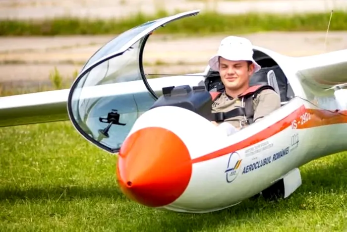 Povestea emoționantă a tânărului mort în accidentul de planor din Olt